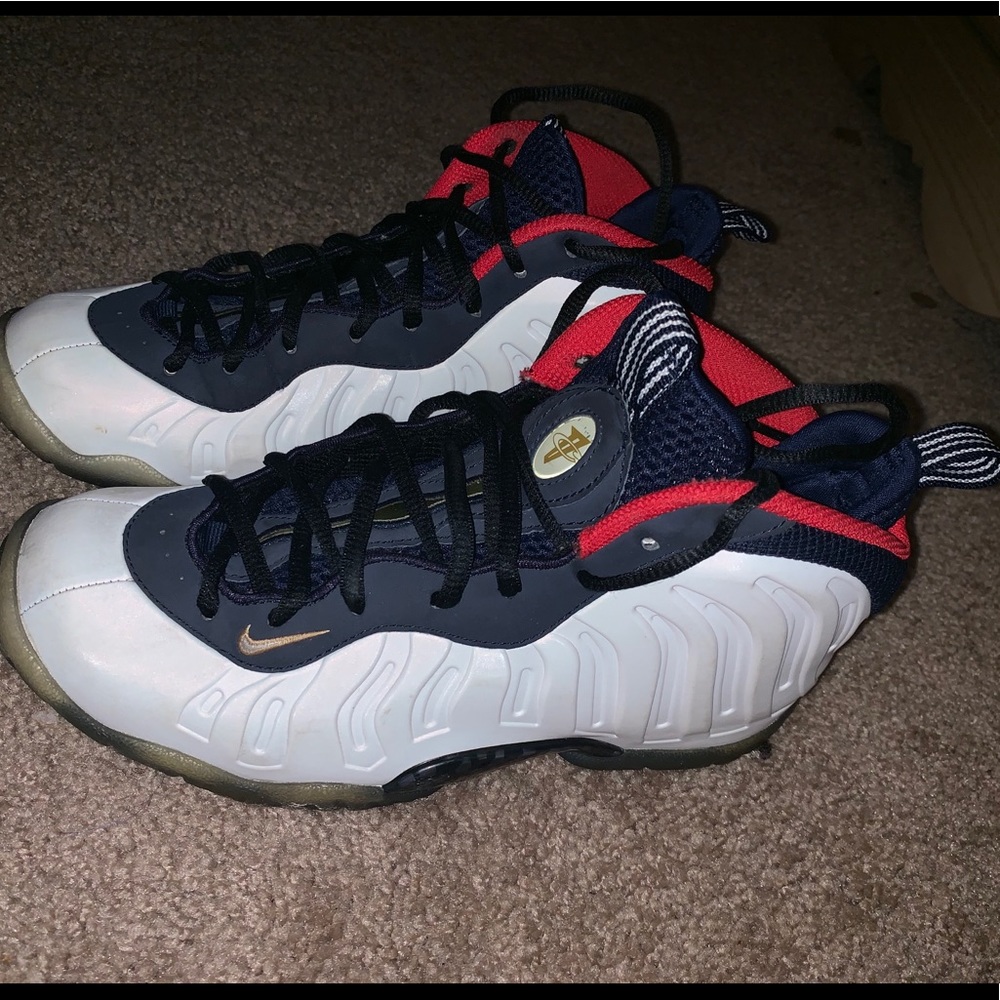 Foamposite tennis shoes